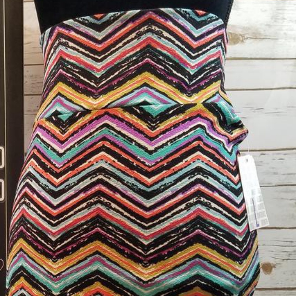 Large Lularoe Cassie Skirt